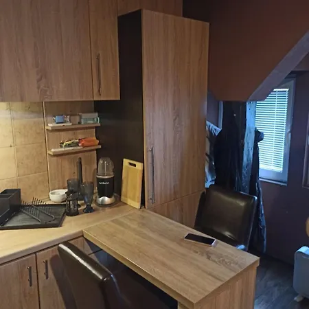 Stan U Centru Grada Za 2 1 Osoba Apartament